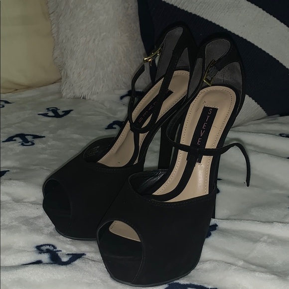 NIB Steven by Steve Madden platform heels - Picture 2 of 5